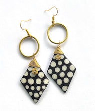 Nukta Earrings