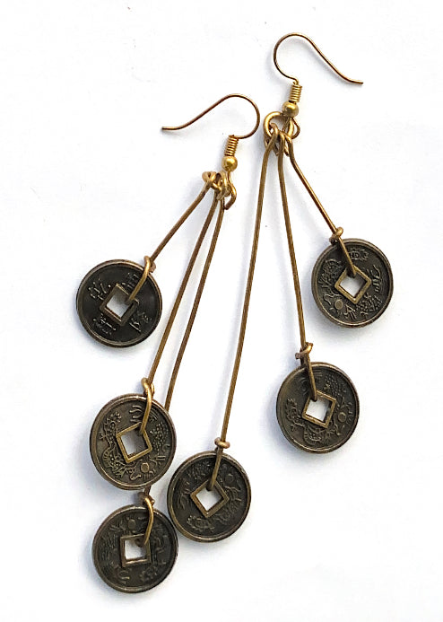 Circle three tier earrings