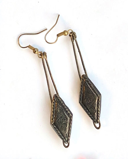 Almasi earrings